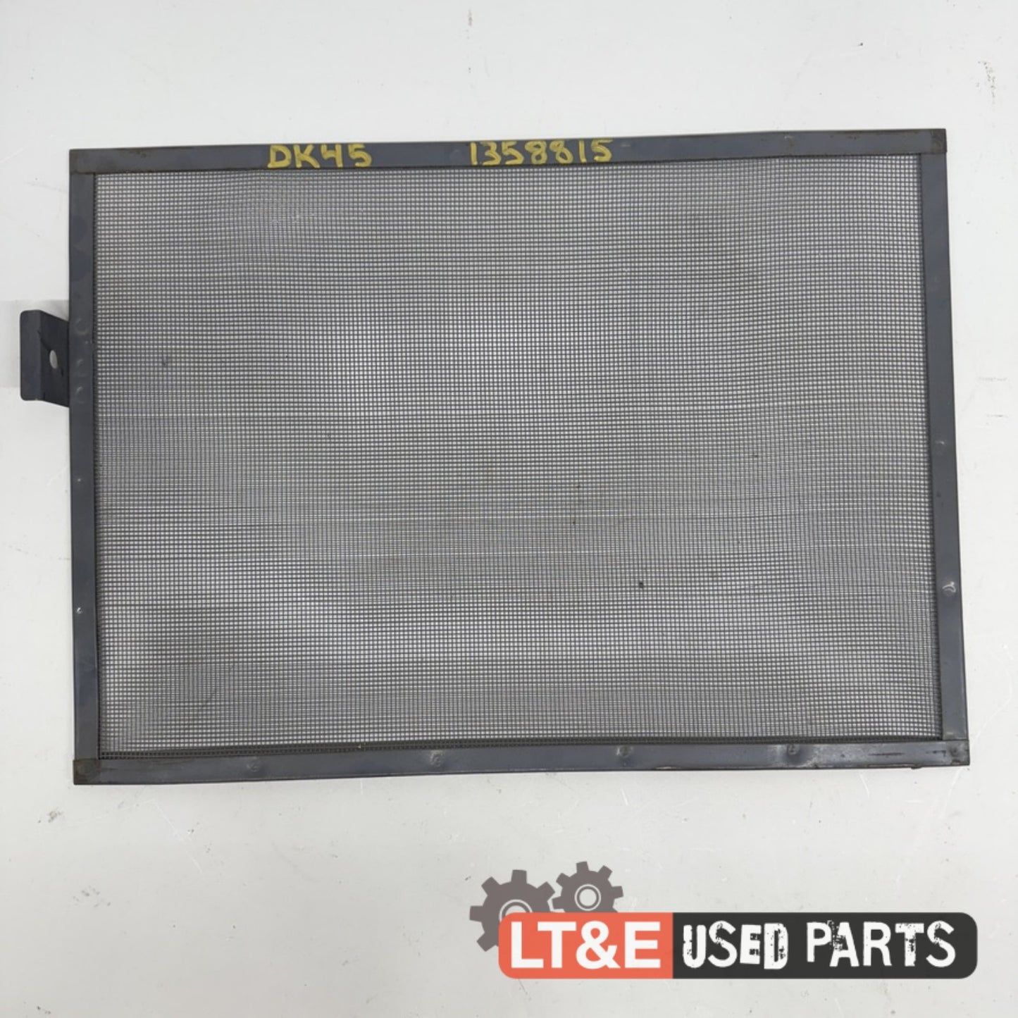 UPPER RADIATOR SCREEN