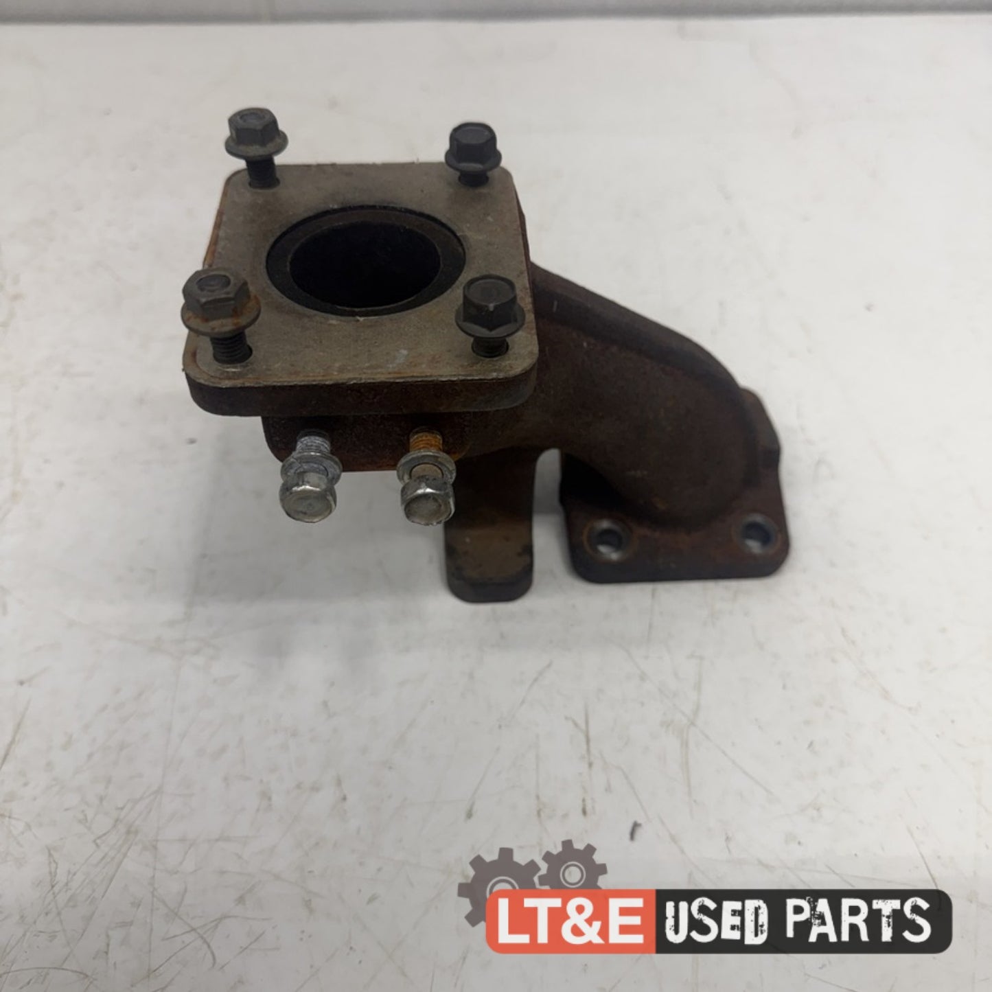 EXHAUST PIPE - MANIFOLD TO MUFFLER