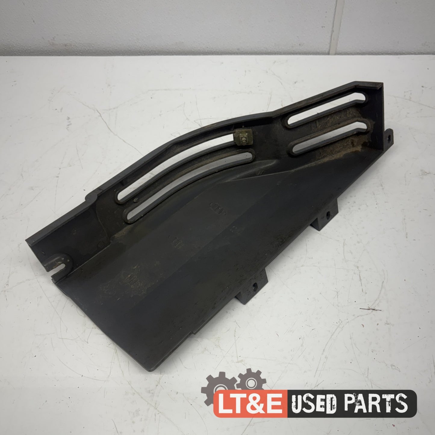 RIGHT HAND LEVER GUIDE