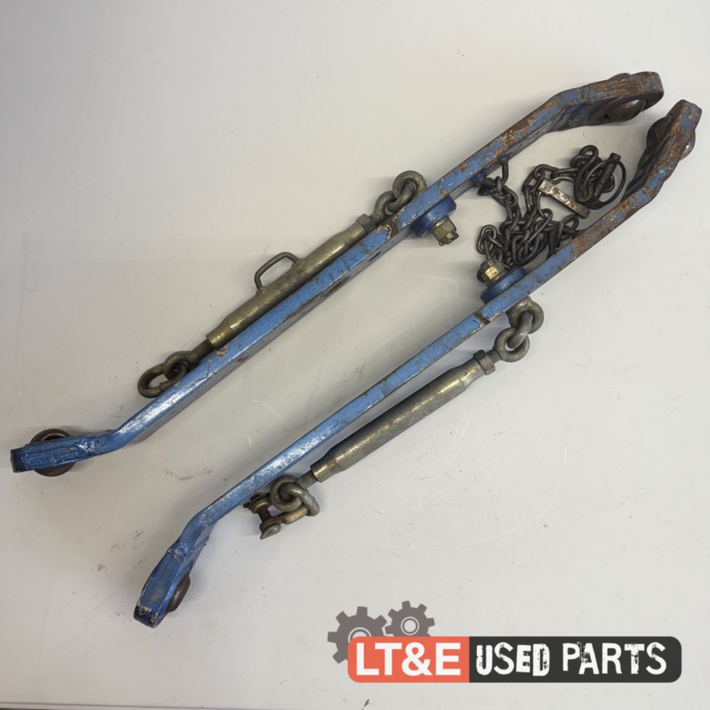 LOWER LIFT ARM ASSEMBLY