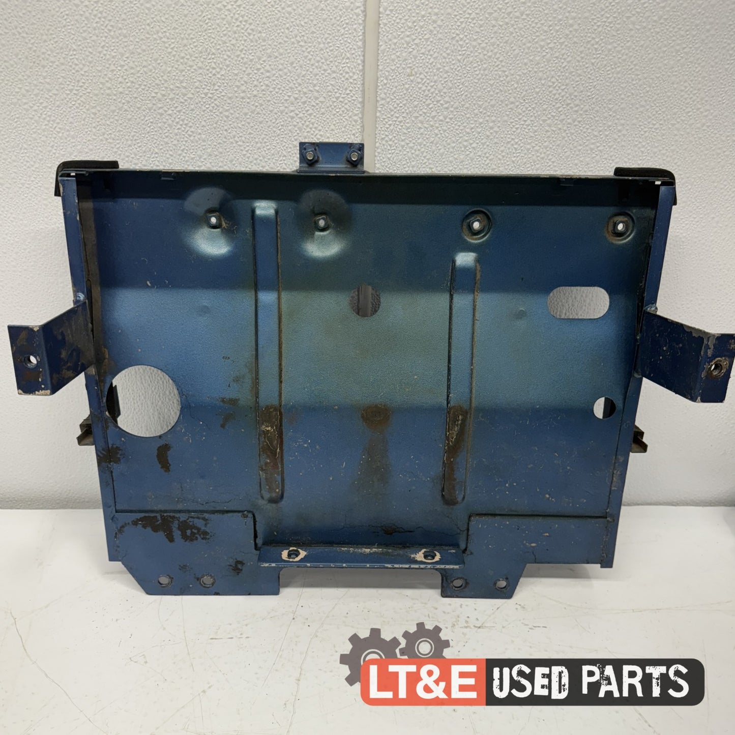 CUT-OFF PLATE FOR FUEL TANK