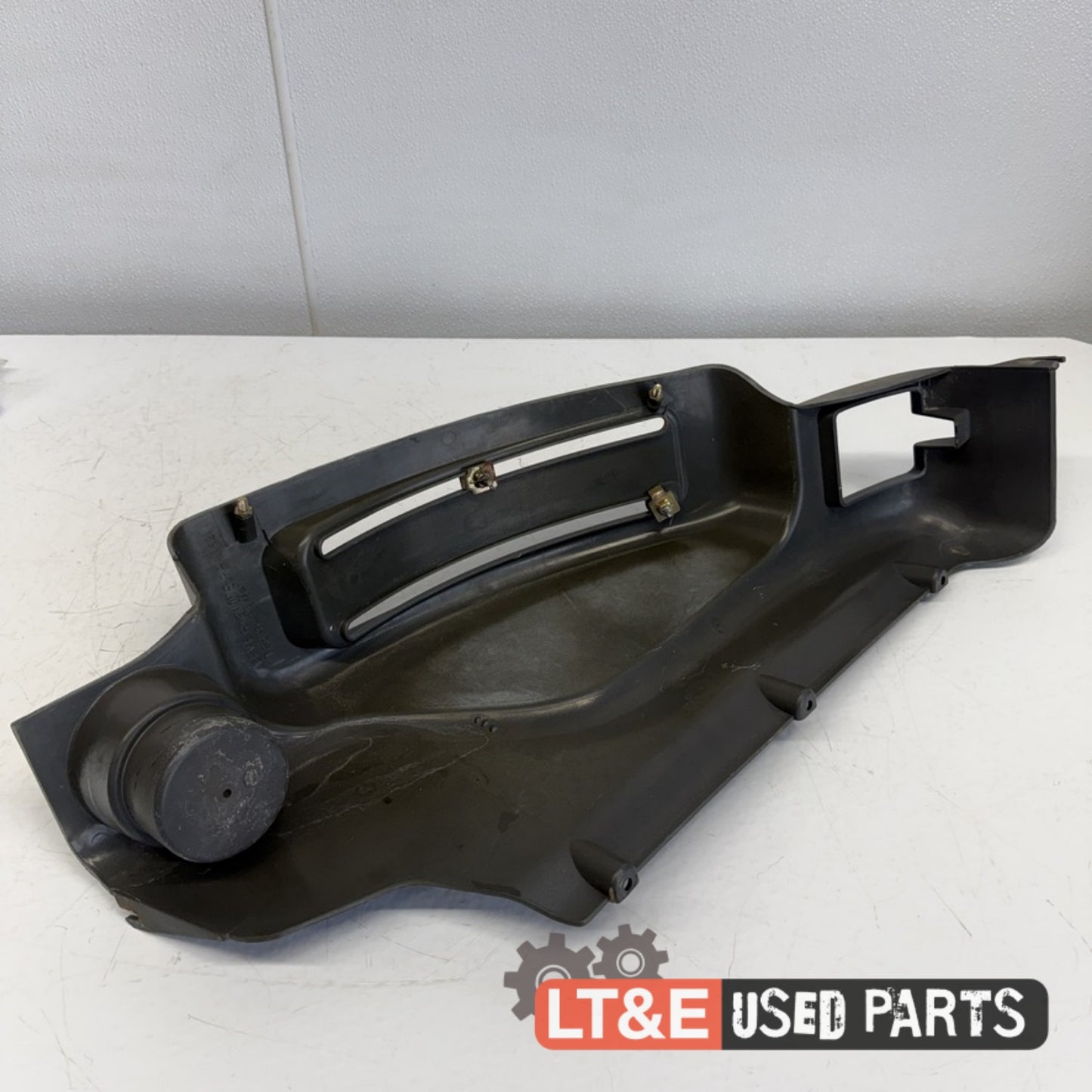RIGHT HAND LEVER GUIDE