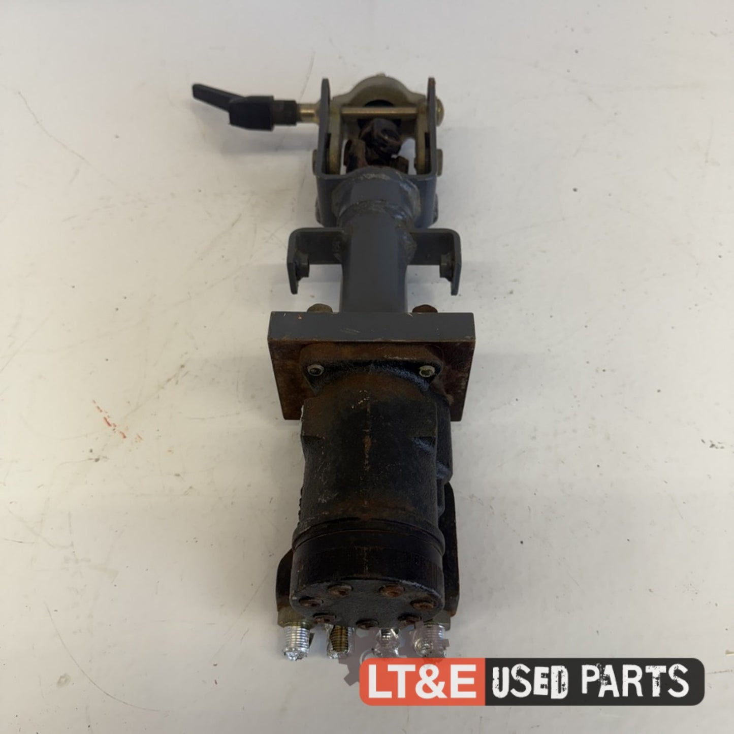 STEERING COLUMN AND PUMP ASSEMBLY
