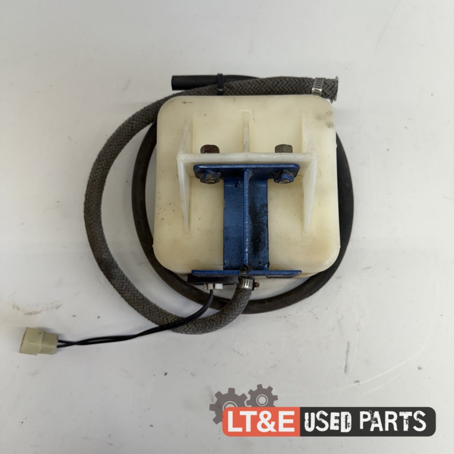 COOLANT RESERVOIR TANK