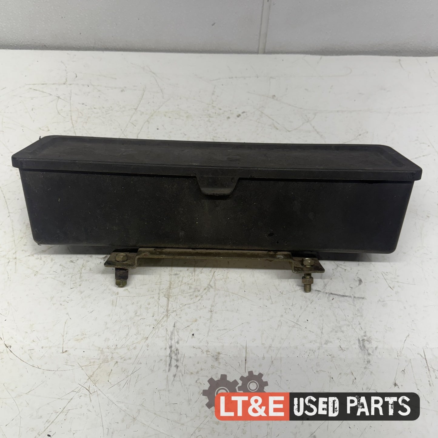 TOOL BOX
