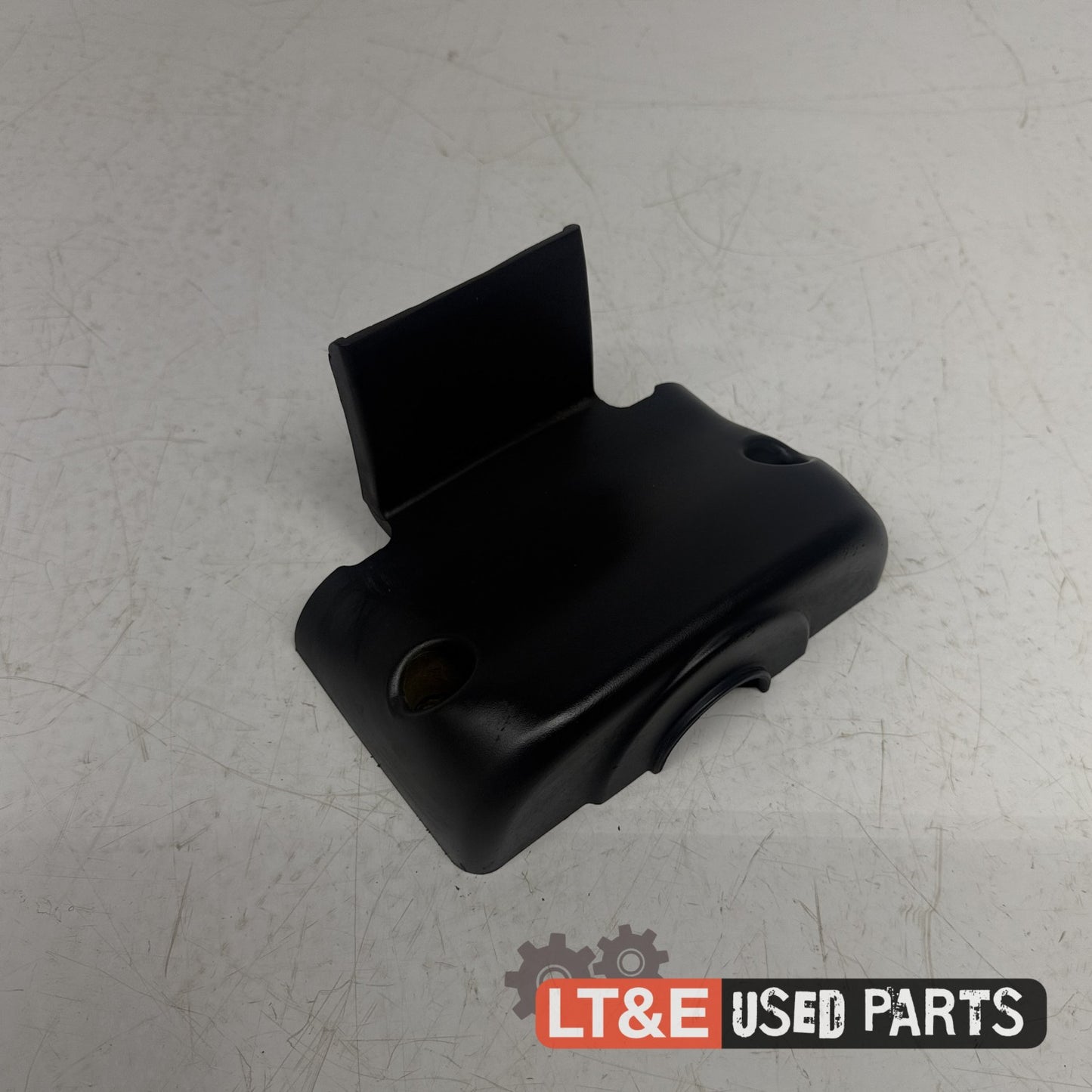 BACK STEERING COLUMN COVER