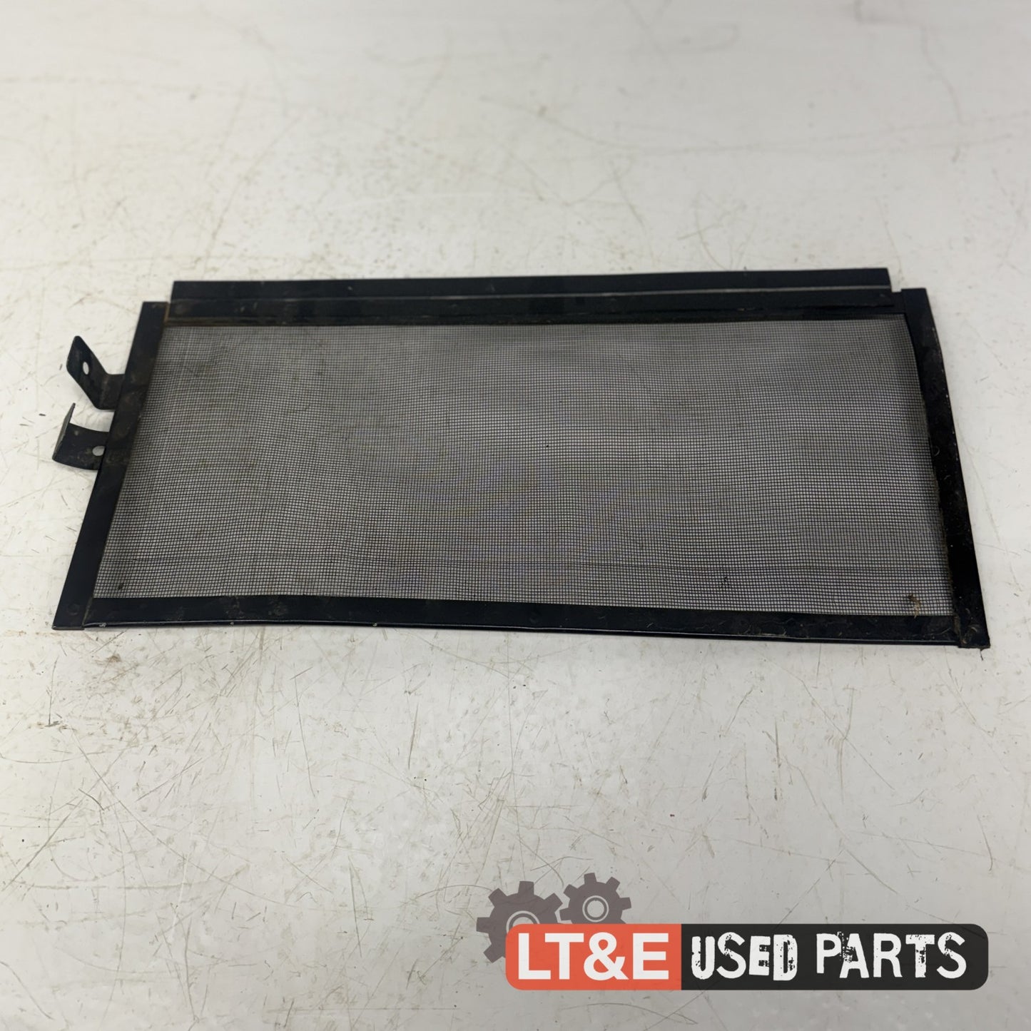 RIGHT HAND RADIATOR SCREEN