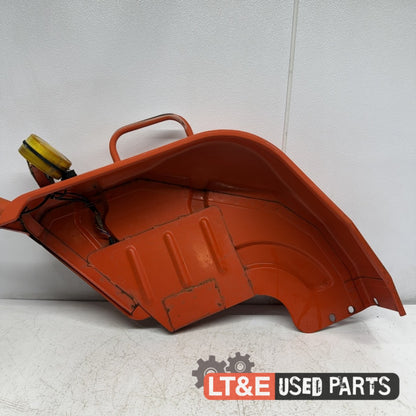 RIGHT HAND FENDER