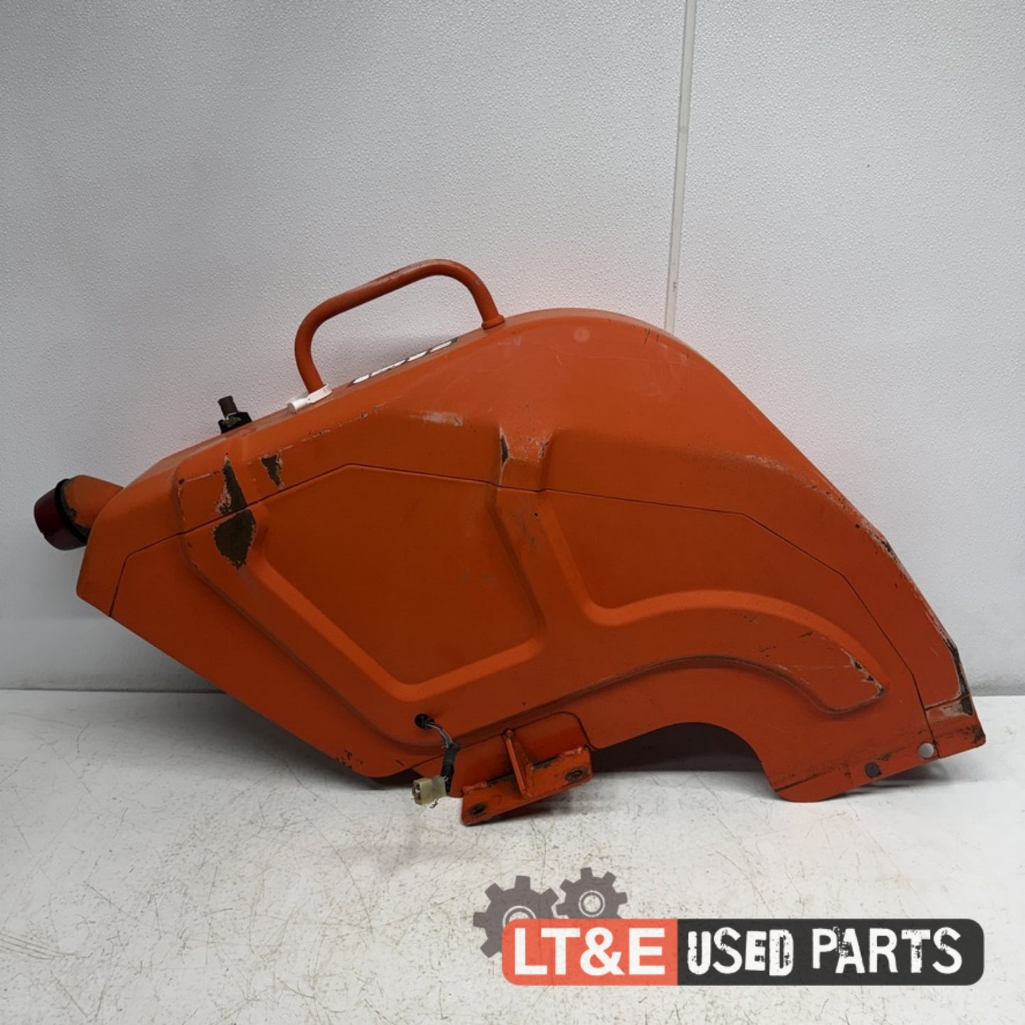 LEFT HAND FENDER
