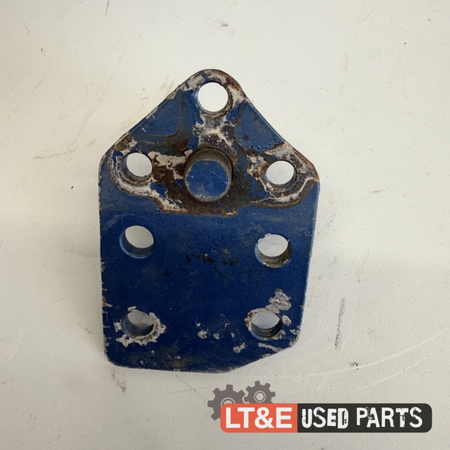 LEFT HAND HITCH BRACKET