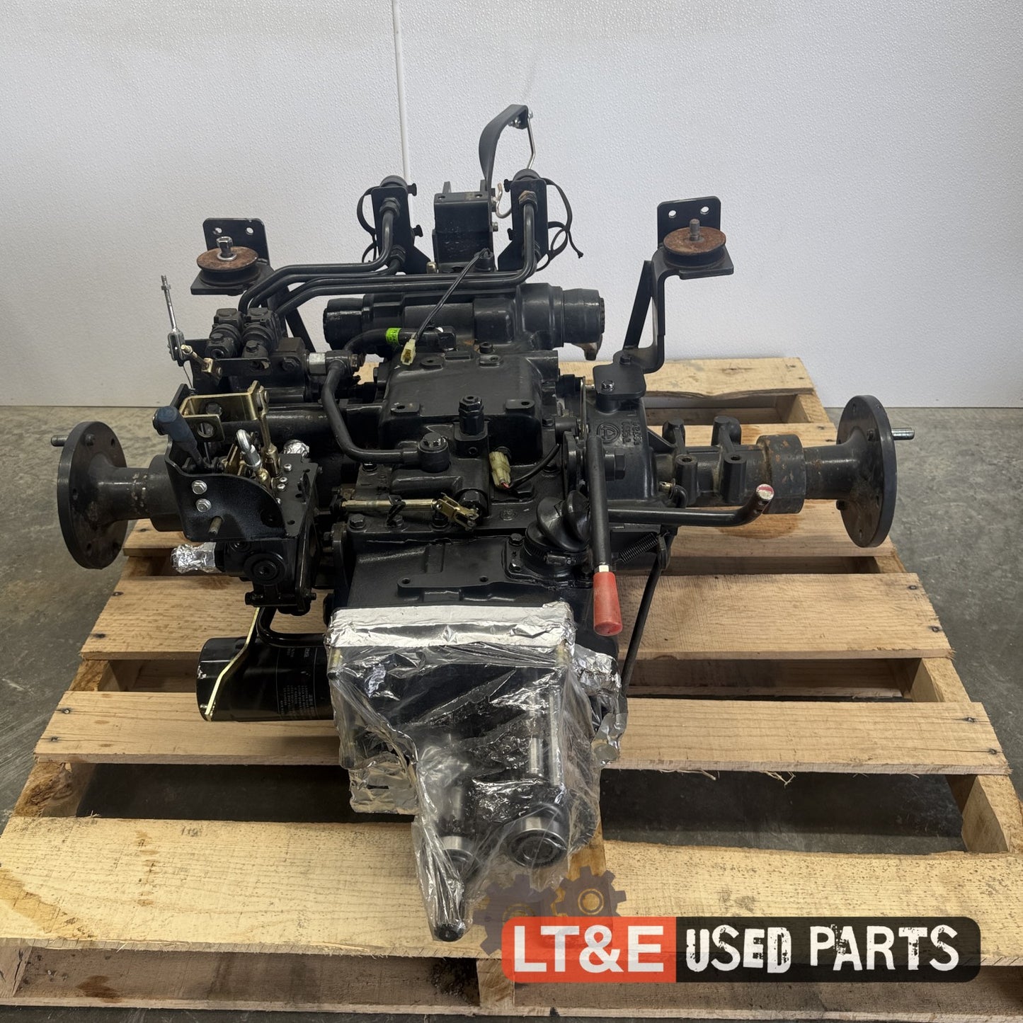 CK3510SE REAR AXLE - 4166576
