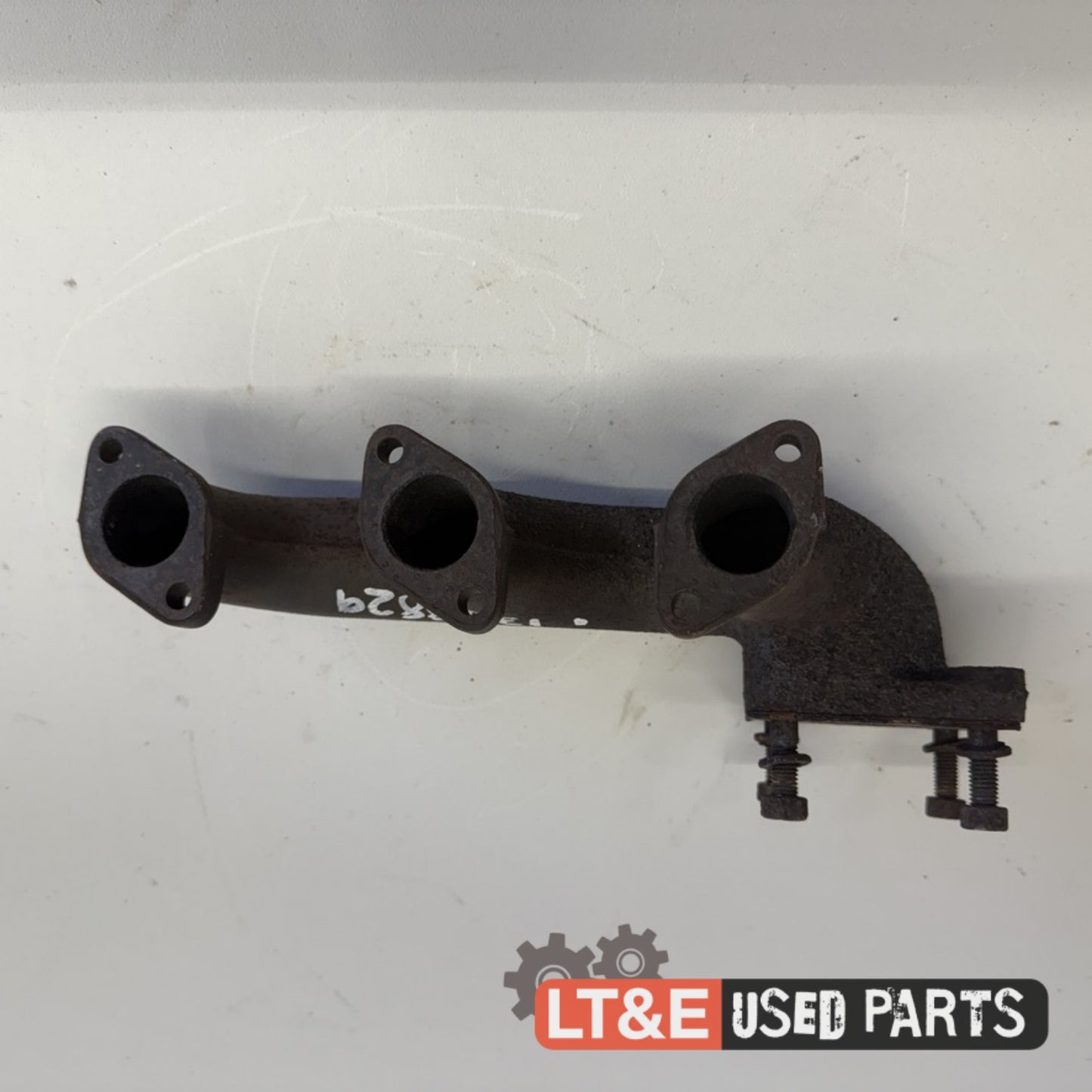 EXHAUST MANIFOLD