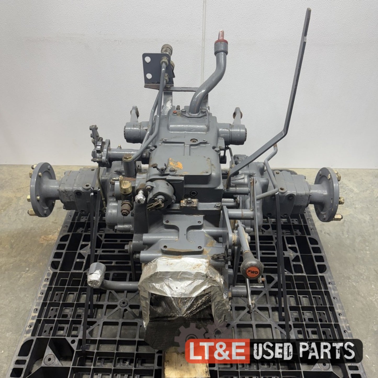CK30H REAR AXLE - 6168888