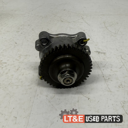 OIL PUMP AND GEAR ASSEMBLY