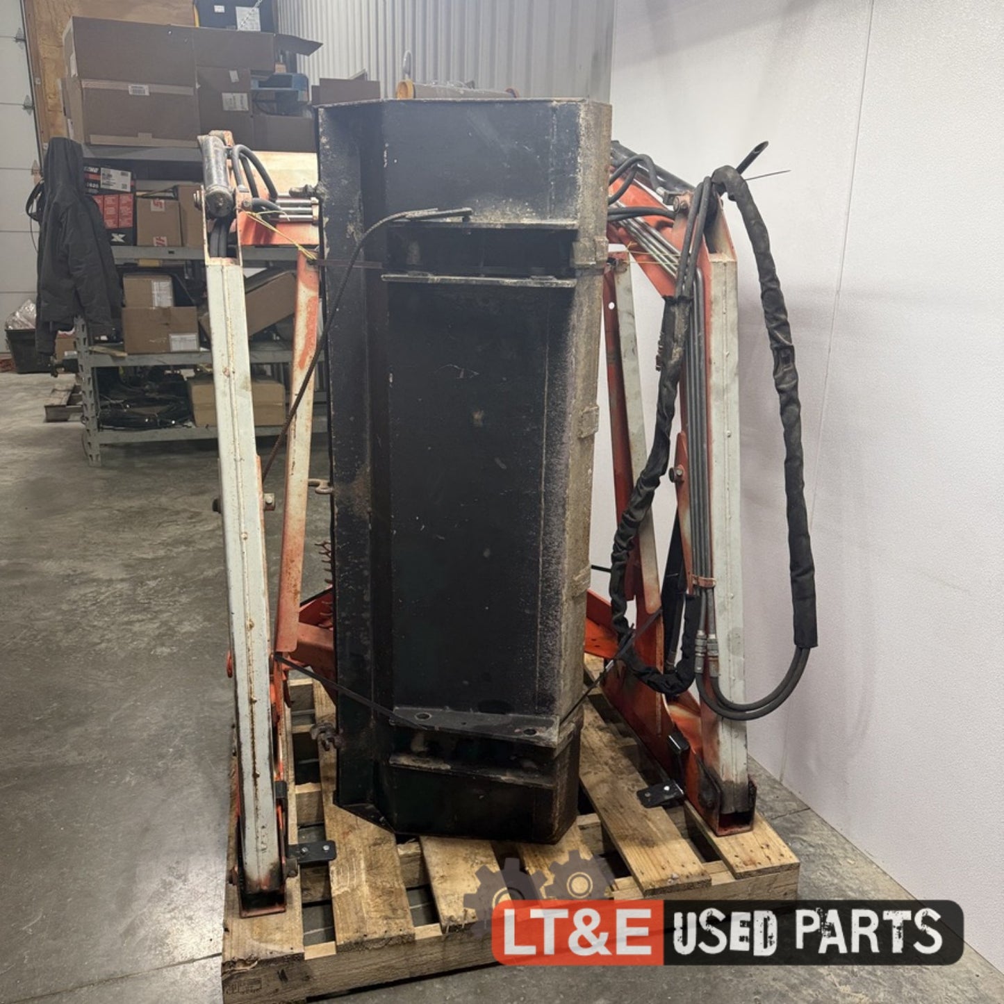 RHINO 2408 LOADER - 6169803
