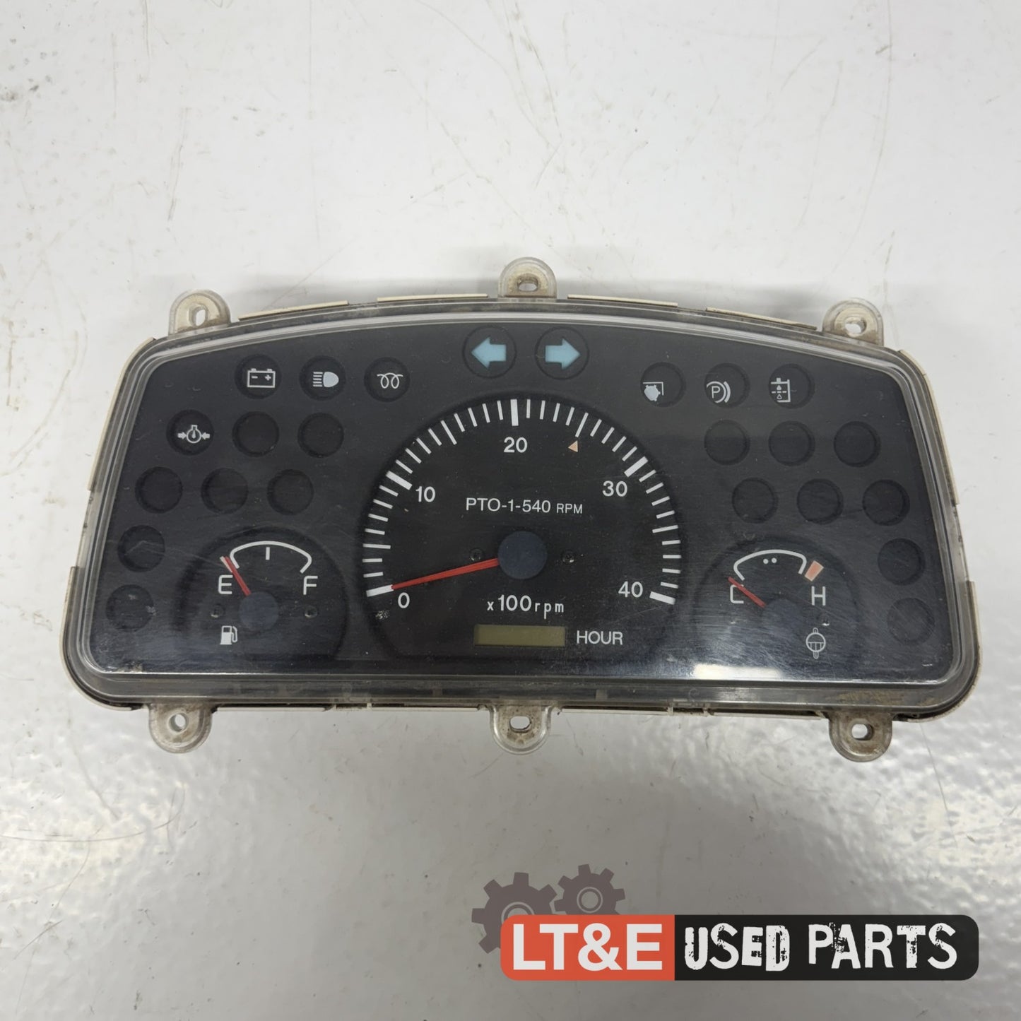 INSTRUMENT CLUSTER