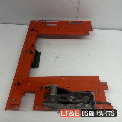 SEAT FLOOR SUPPORT
