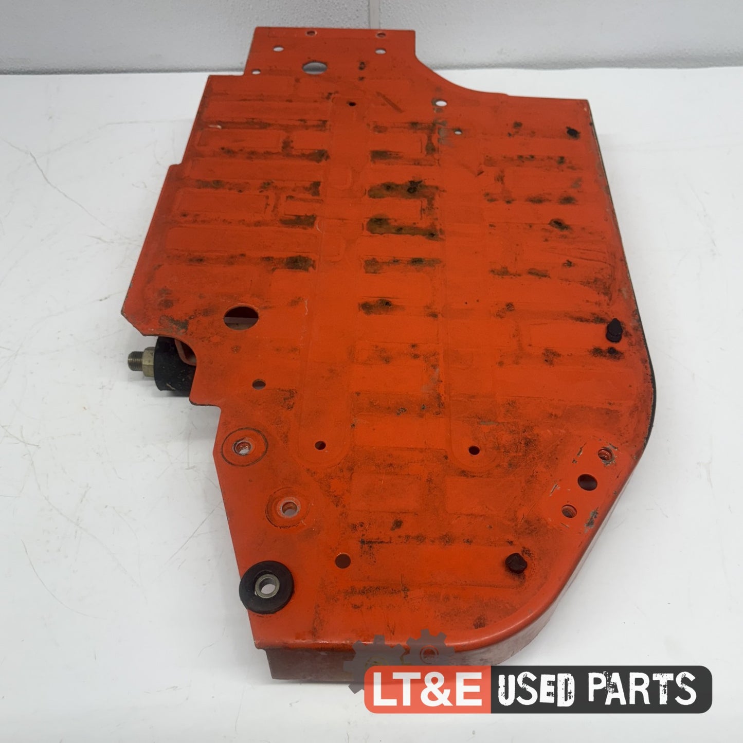 LEFT HAND PLATE STEP