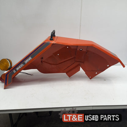 RIGHT HAND FENDER