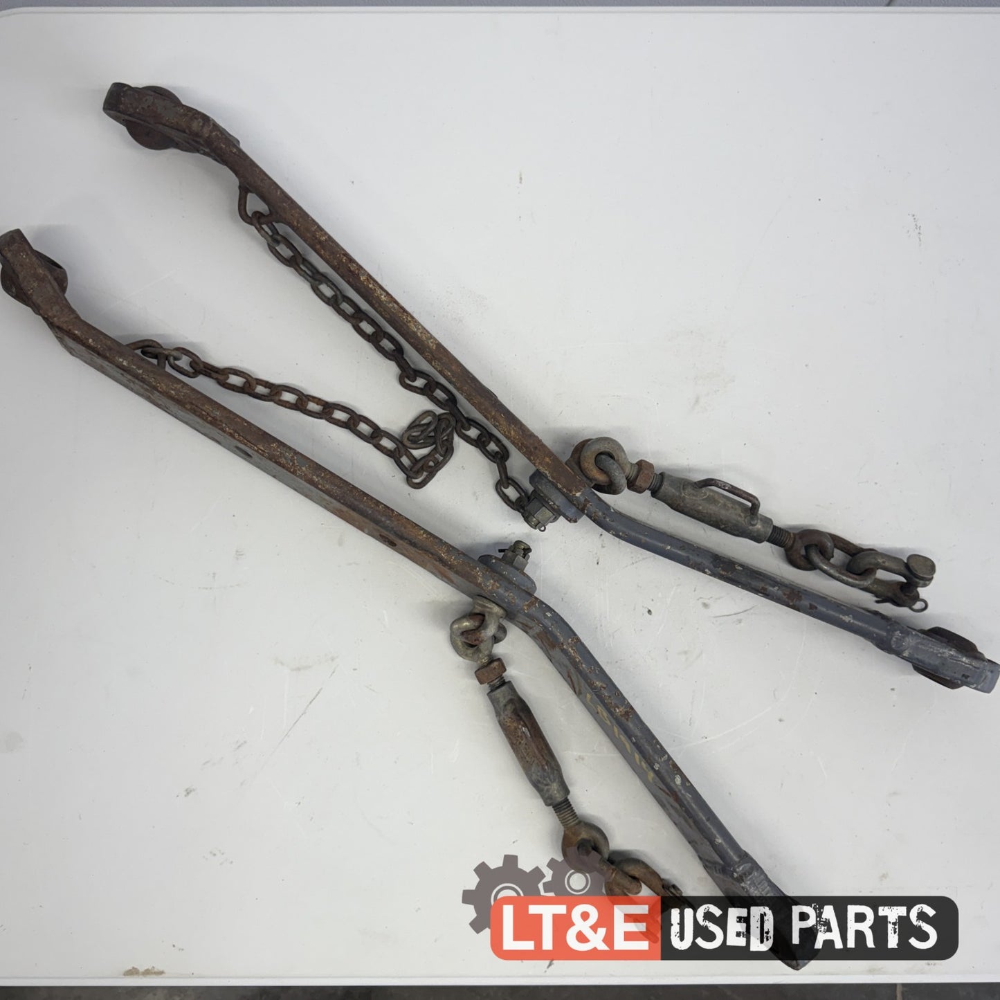 LOWER LIFT ARM ASSEMBLY