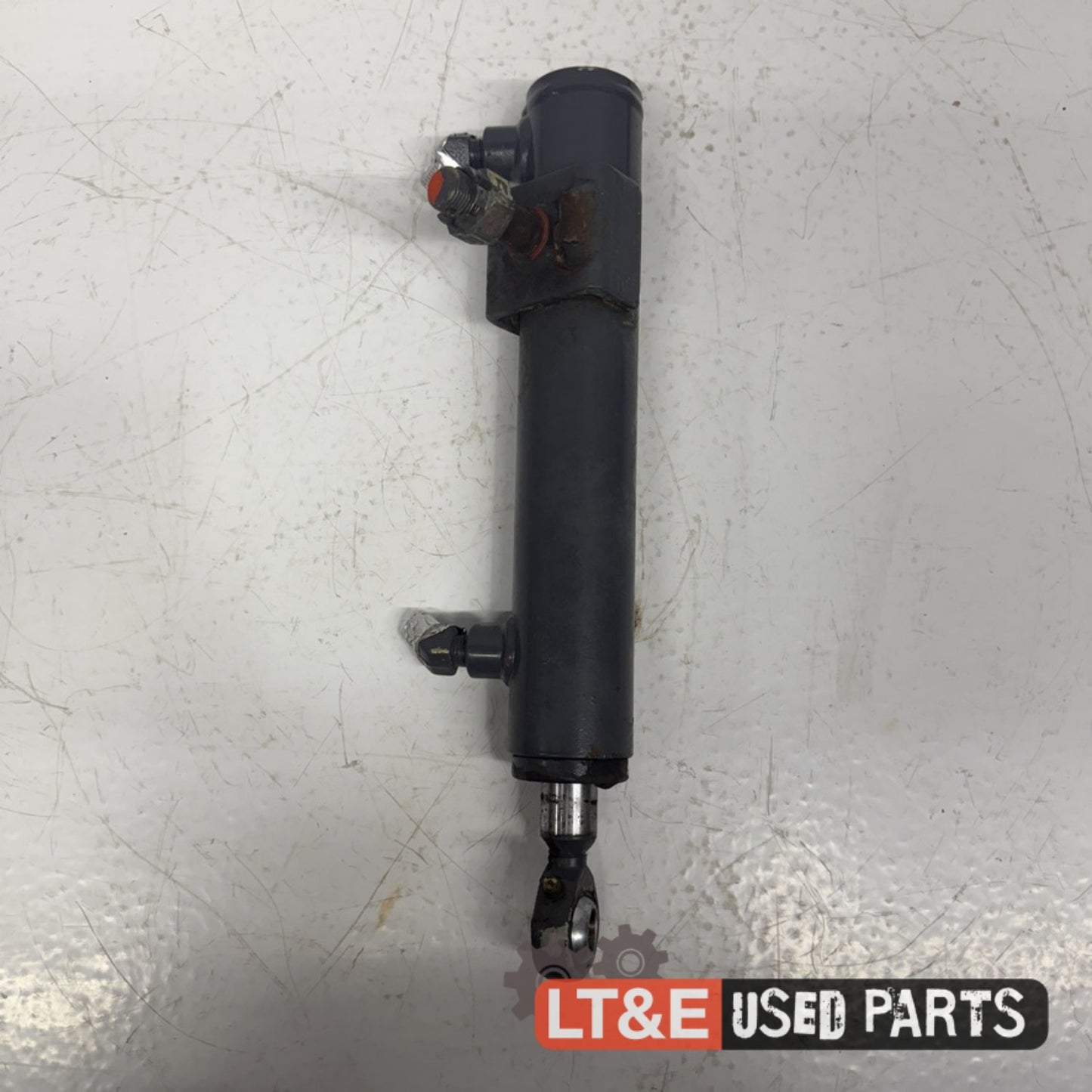 STEERING CYLINDER