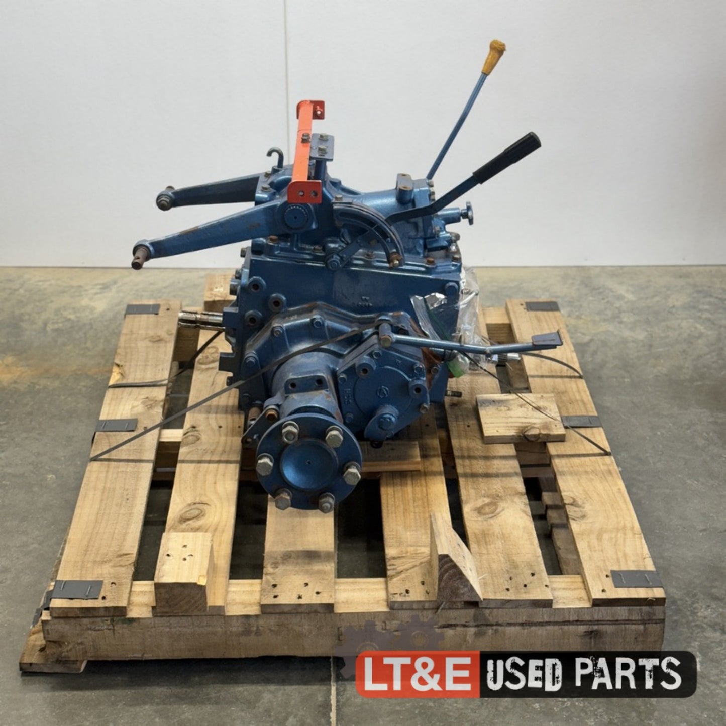 LB1914 REAR AXLE ASSEMBLY