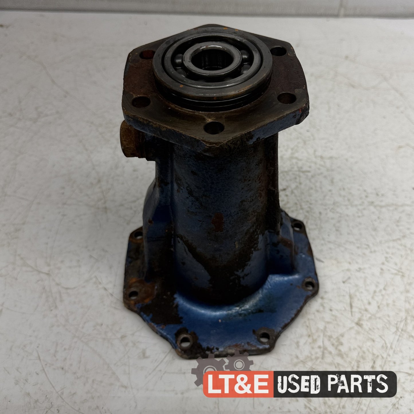 LEFT HAND AXLE HOUSING (SHORT SIDE)