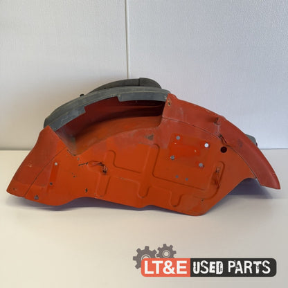 RIGHT HAND FENDER