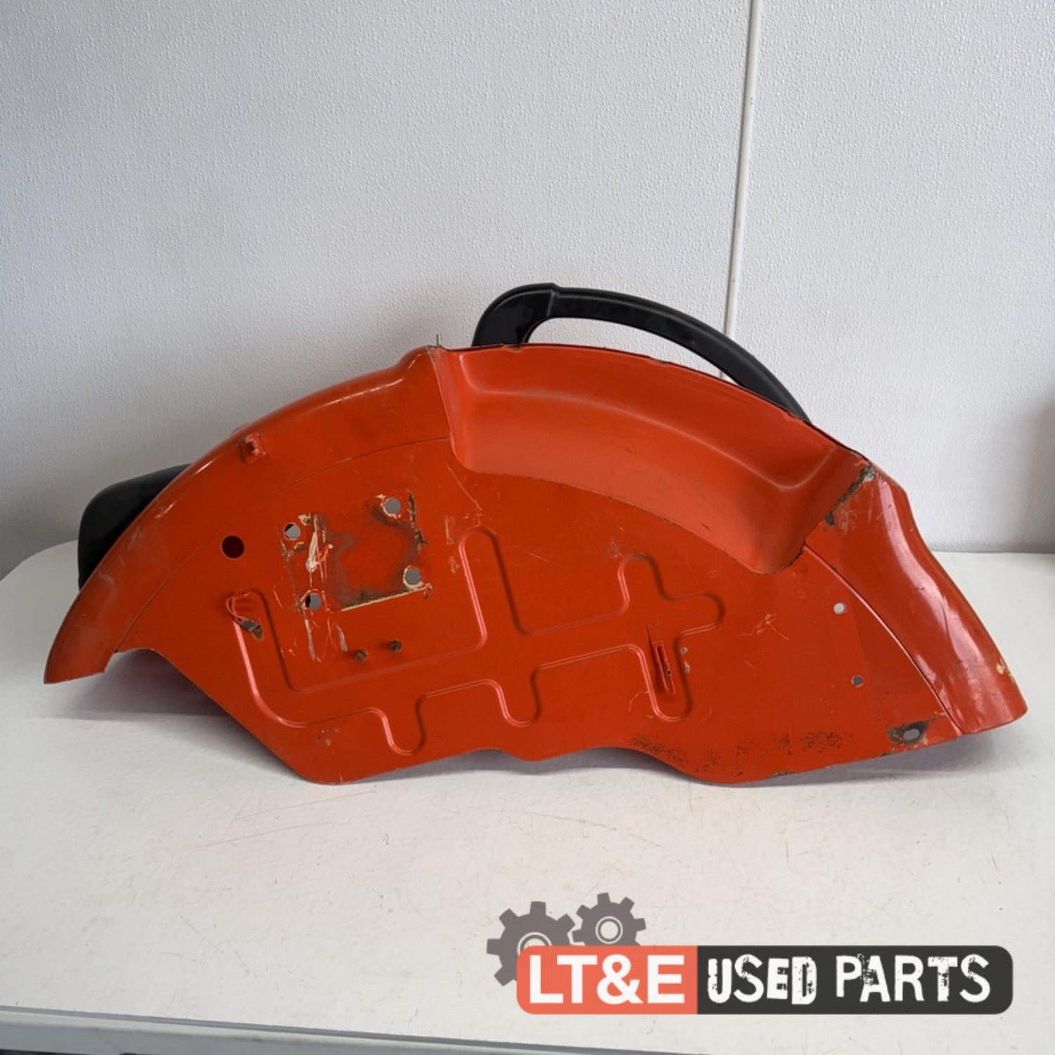 LEFT HAND FENDER
