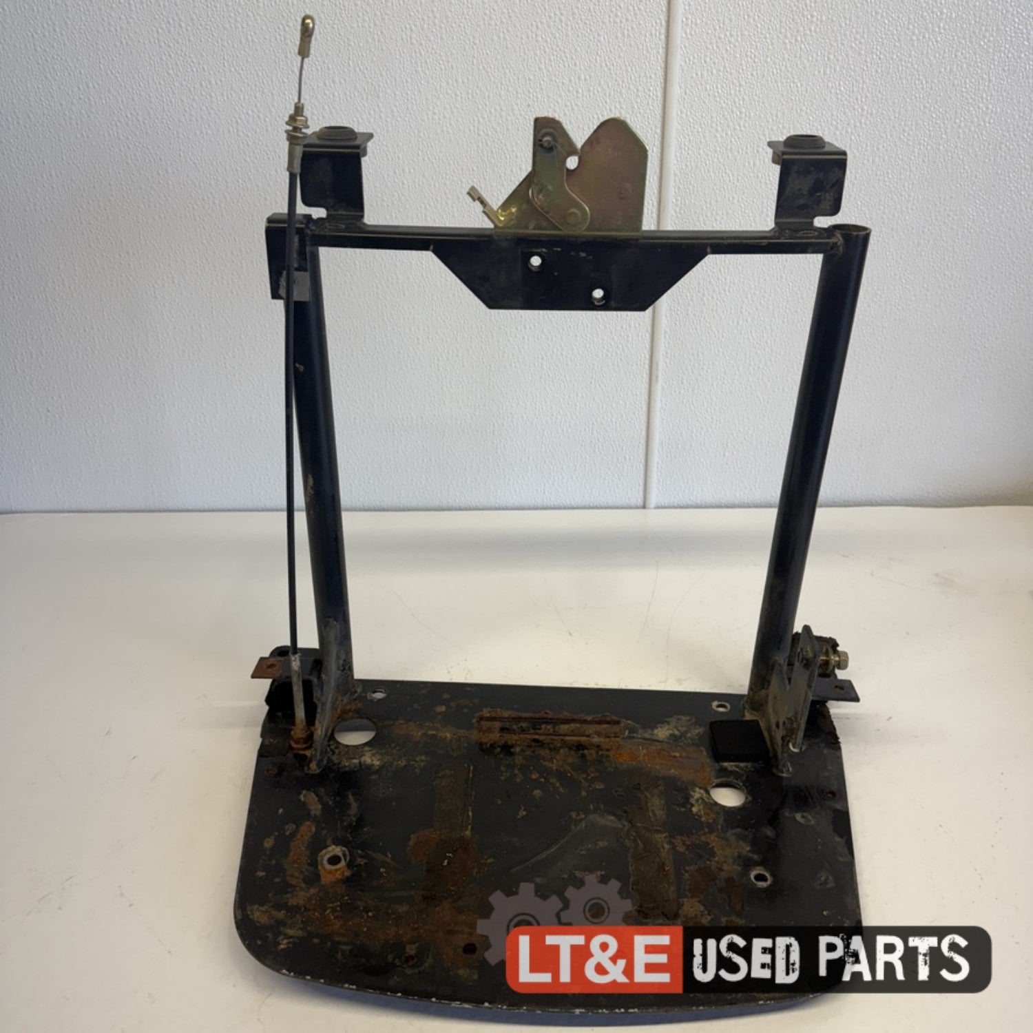 RADIATOR SUPPORT – Little Tractor Parts