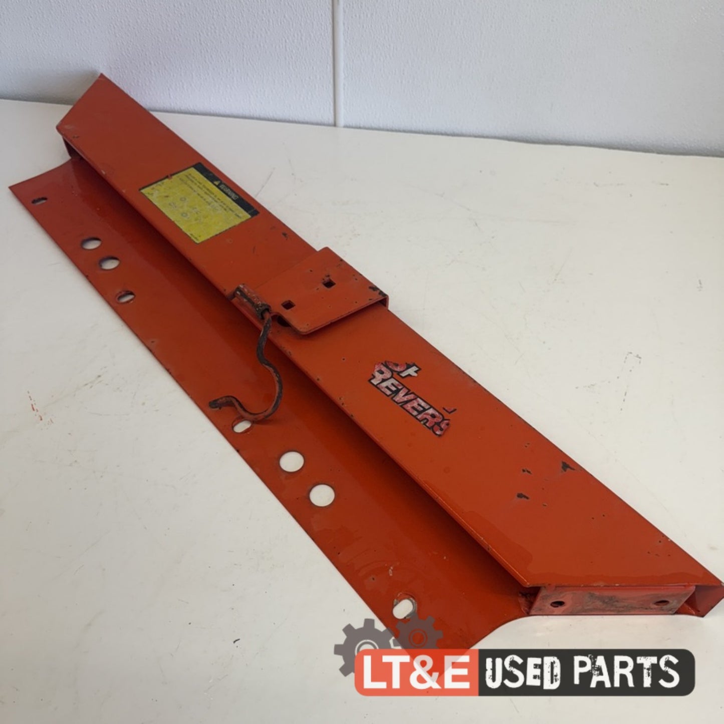 FENDER SUPPORT