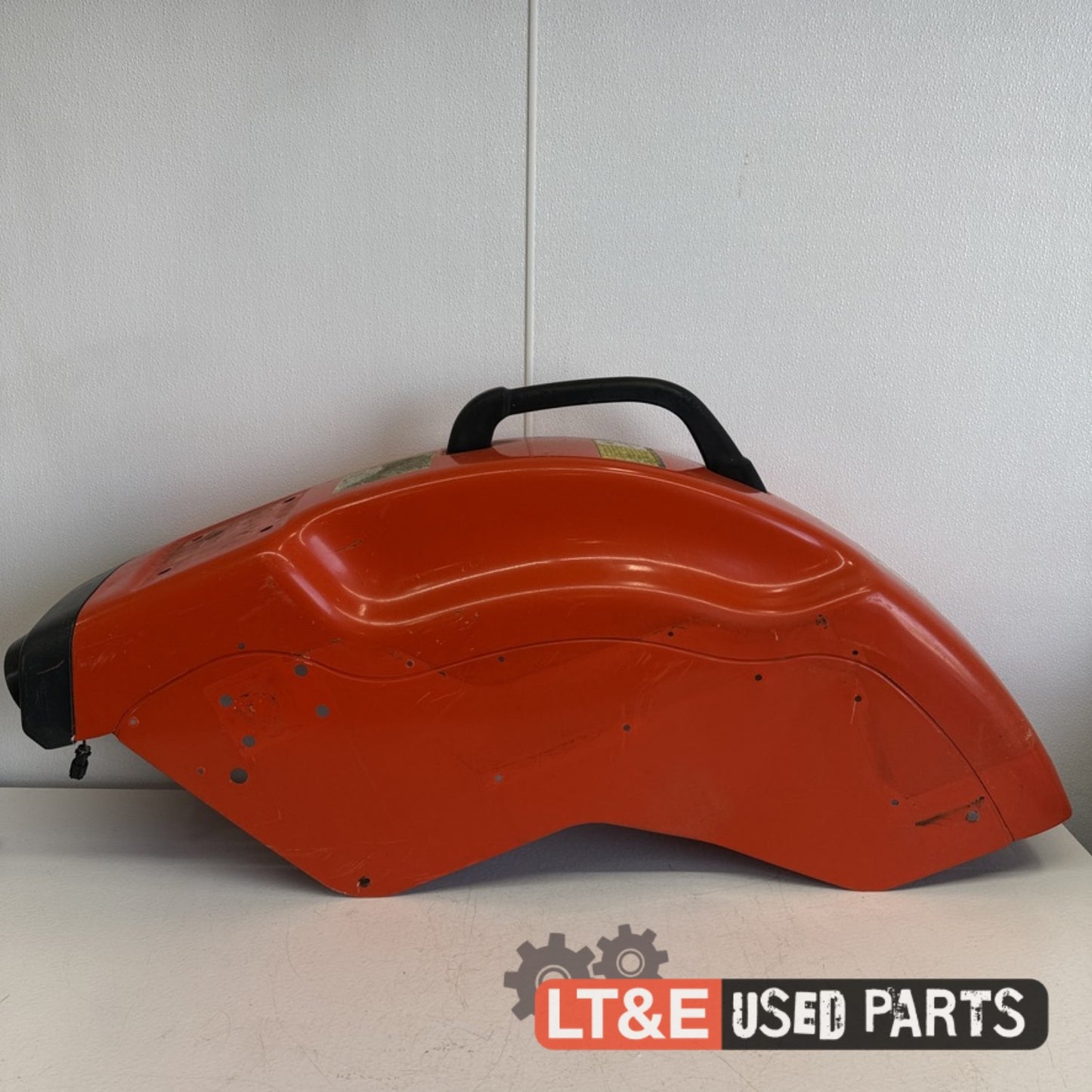 LEFT HAND FENDER
