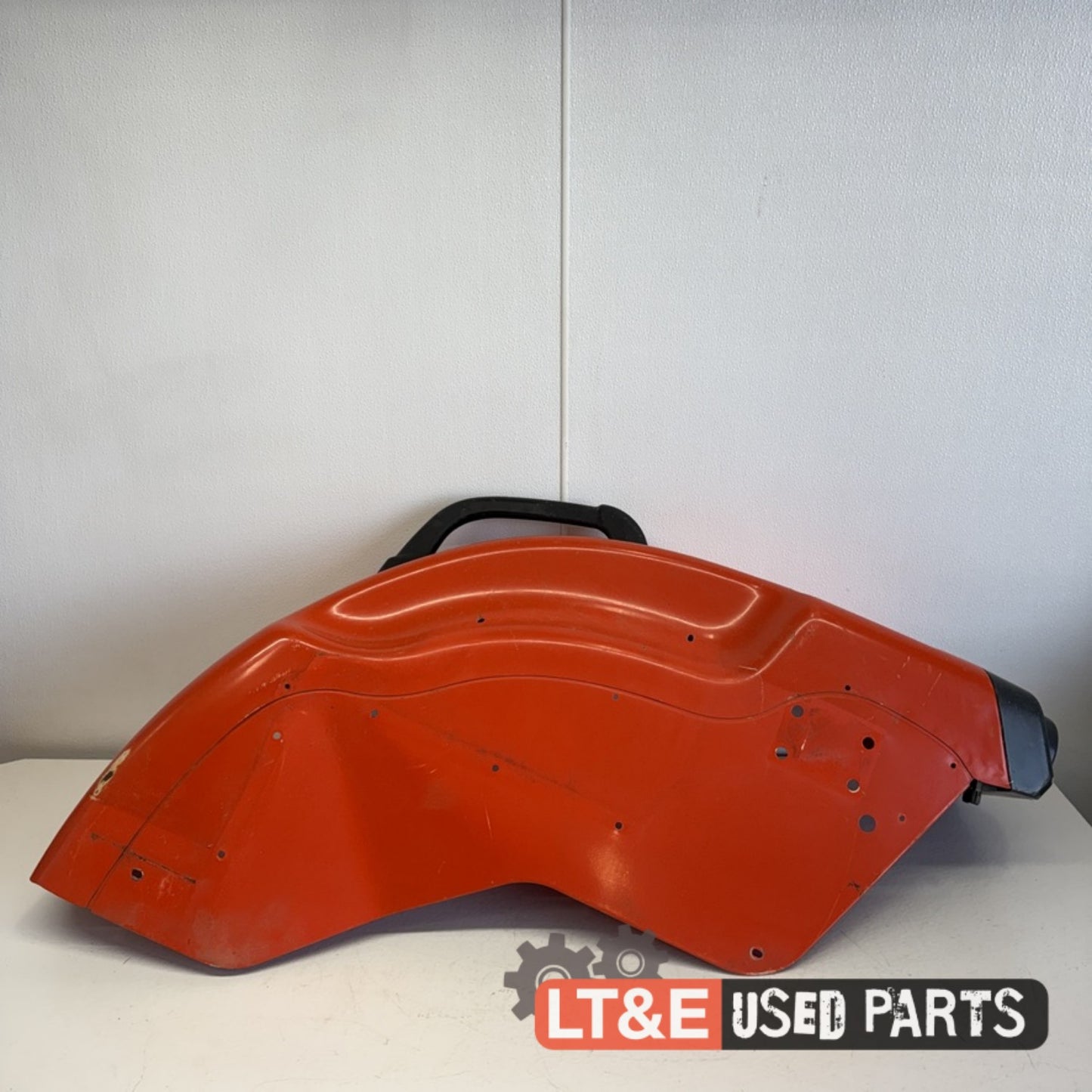 RIGHT HAND FENDER