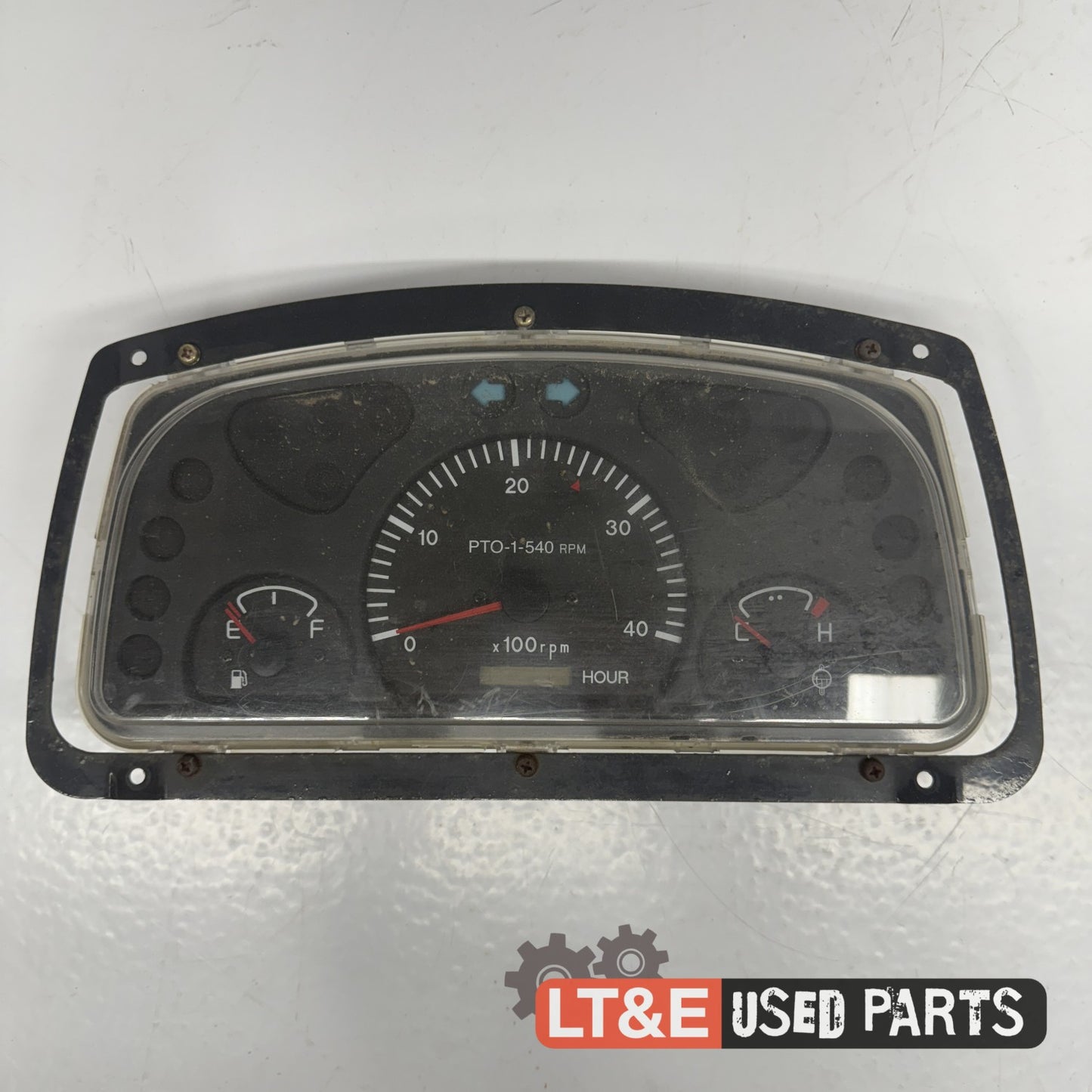 INSTRUMENT CLUSTER
