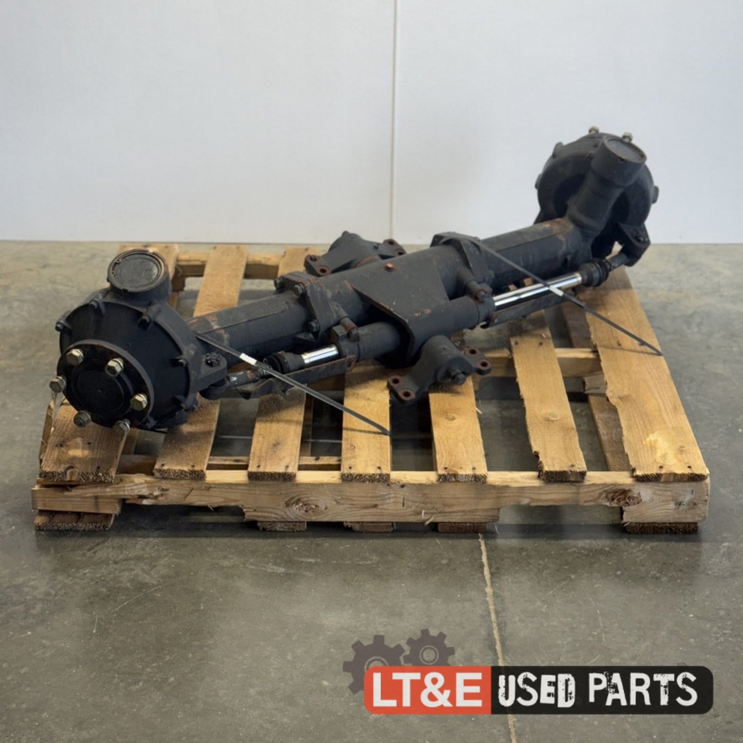 NX4510 FRONT AXLE