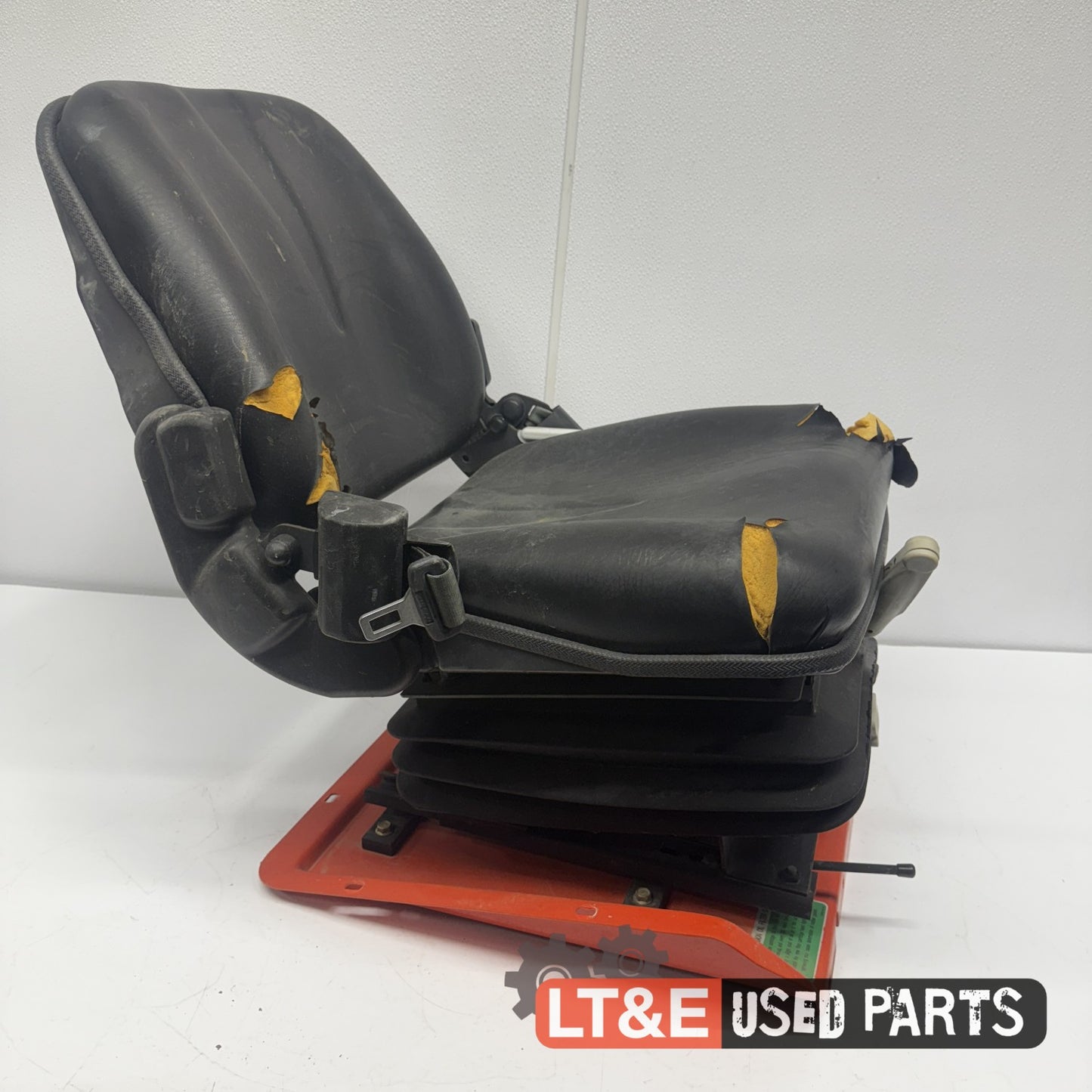 SEAT ASSEMBLY