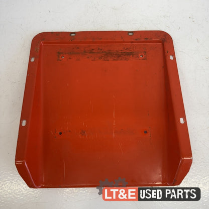 SEAT SUPPORT / TRANSMISSION COVER