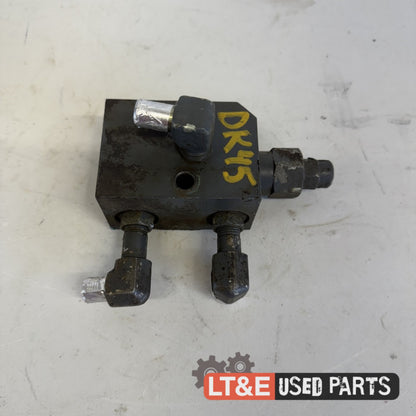 PRIORITY VALVE WITH RELIEF