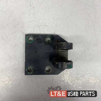 STEERING CYLINDER BRACKET