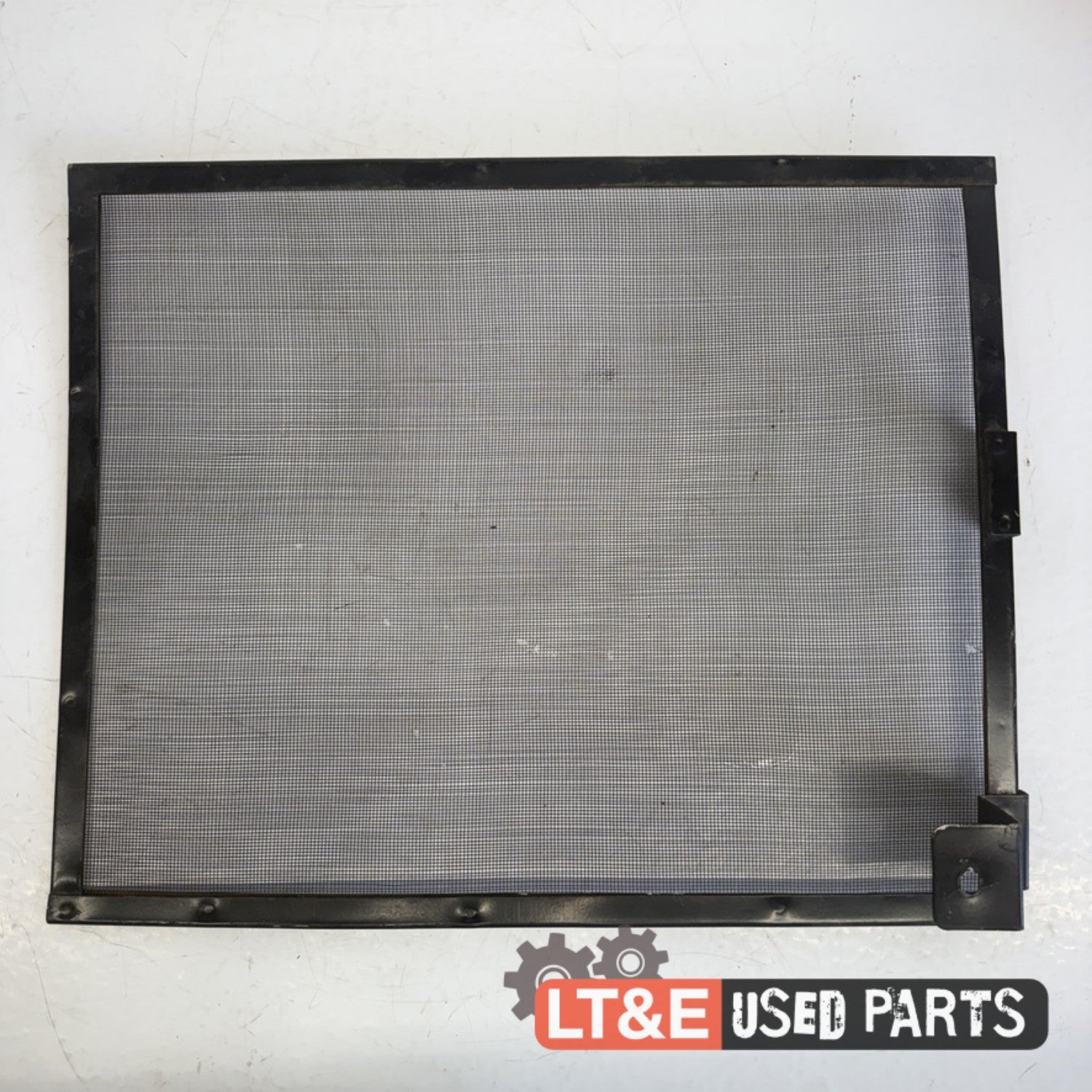 RADIATOR SCREEN