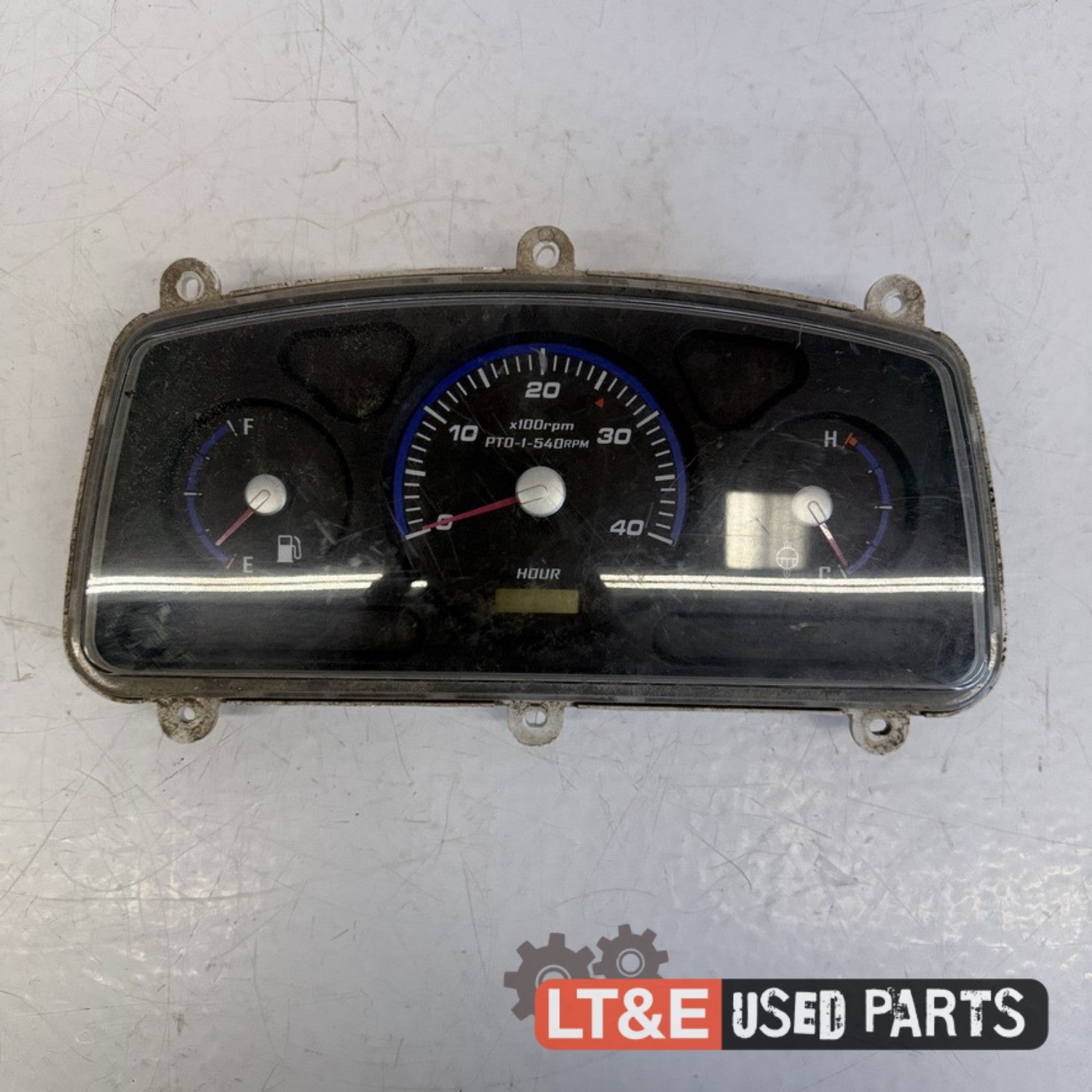 INSTRUMENT CLUSTER