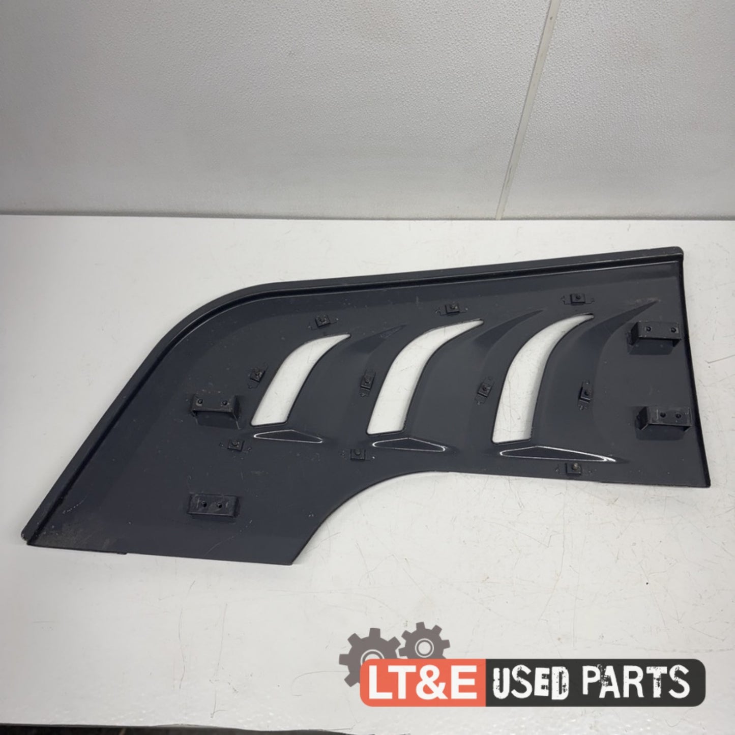 RIGHT HAND HOOD SIDE COVER