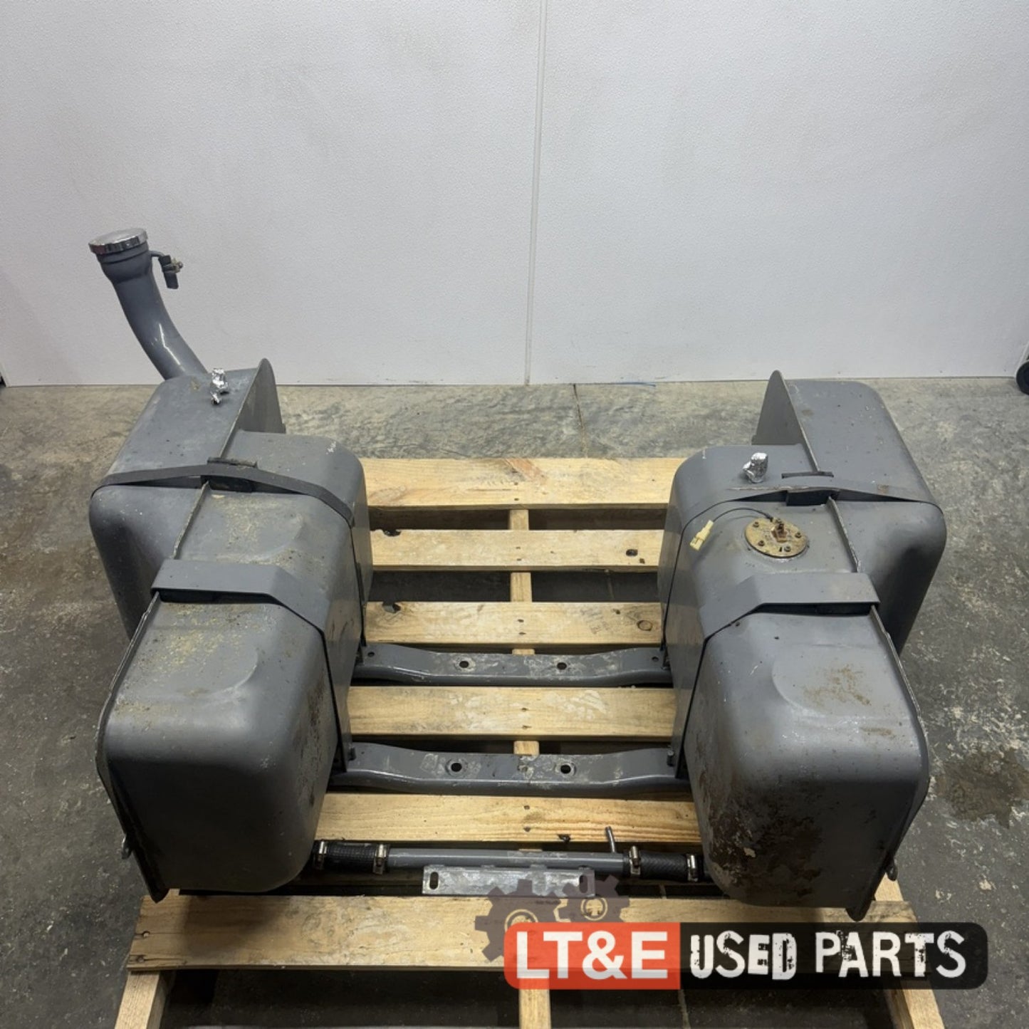 FUEL TANK ASSEMBLY