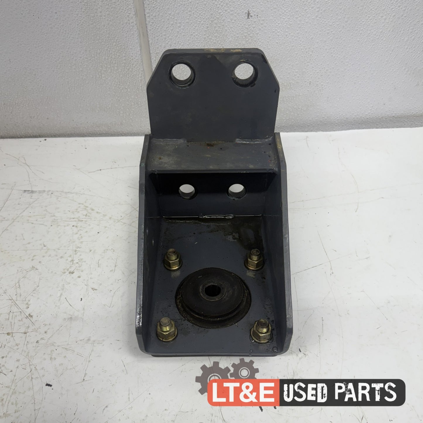 LEFT HAND CABIN SUPPORT