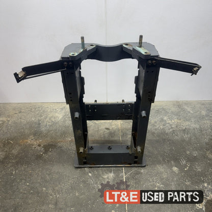 FRONT AXLE FRAME