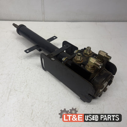 STEERING COLUMN AND PUMP ASSEMBLY