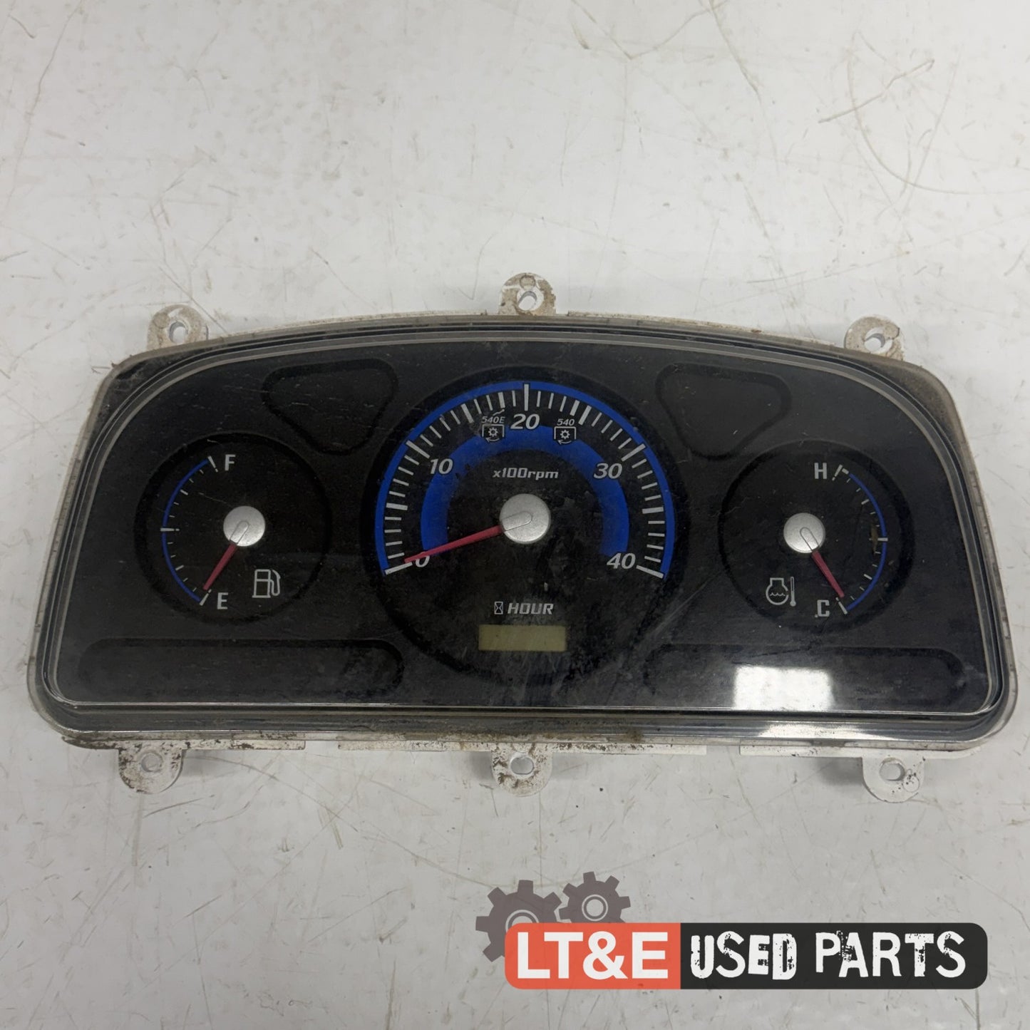 INSTRUMENT CLUSTER