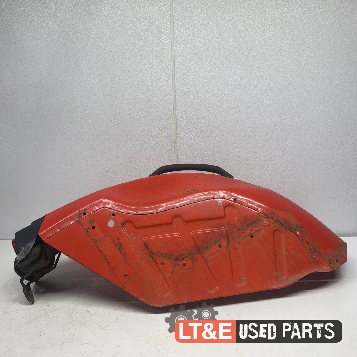 LEFT HAND FENDER