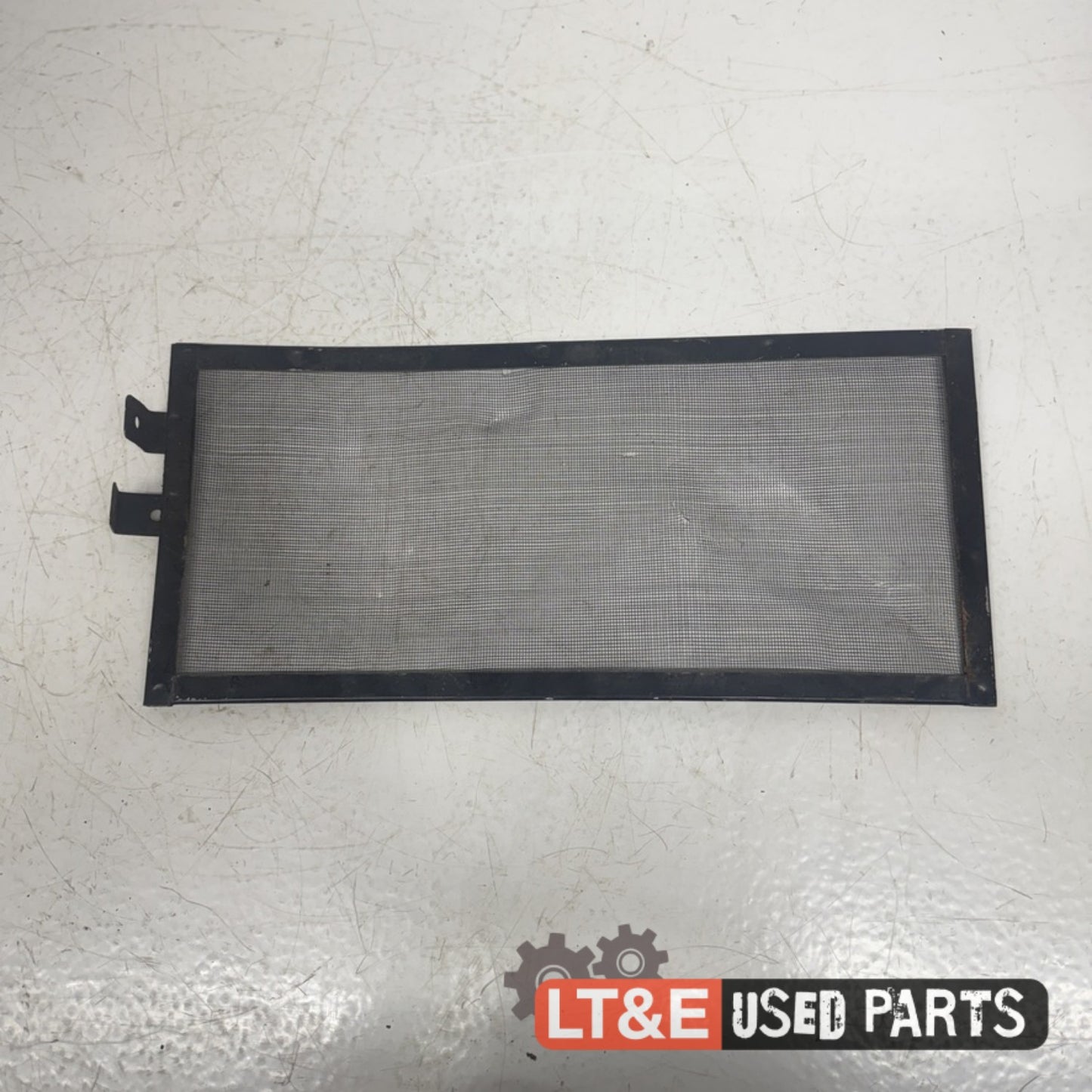LEFT HAND RADIATOR SCREEN